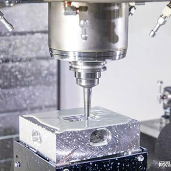 روند توسعه آسیاب CNC مدرن